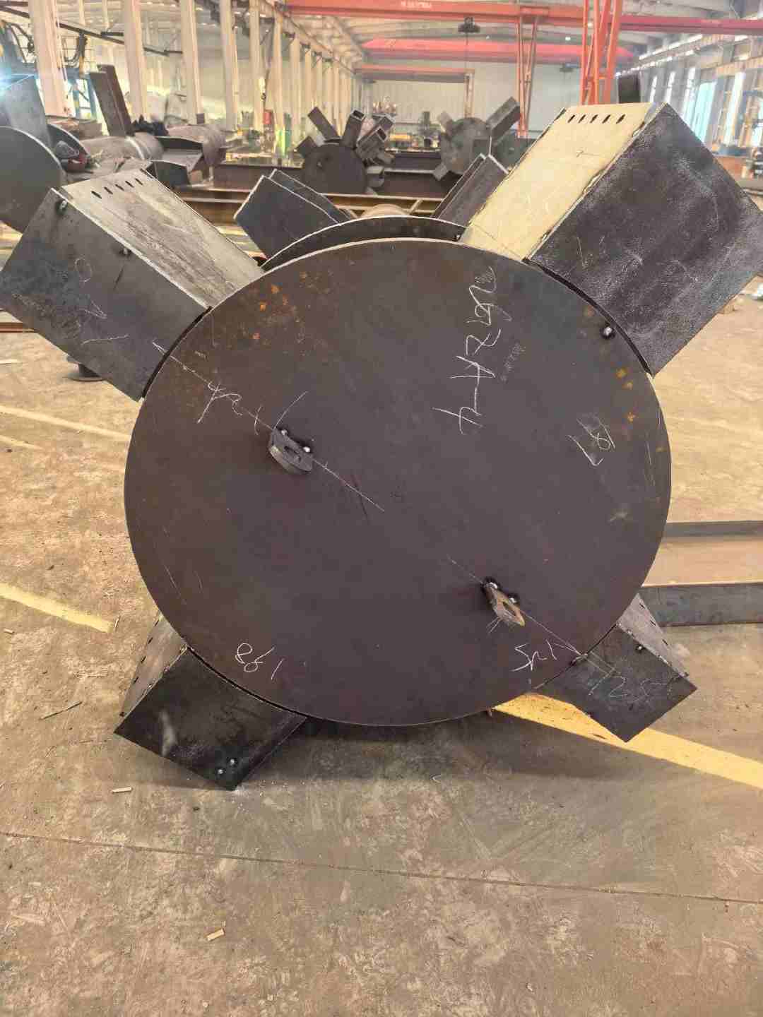 गोलाकार ट्यूब स्टील संरचना स्तम्भ